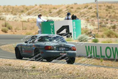 media/May-31-2025-CalClub SCCA (Sat) [[2c1a04e1ee]]/Qualifying/Group 5/Turn 4/